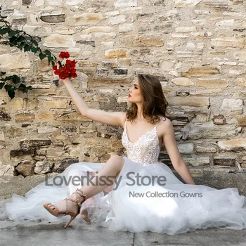 Loverkissy 2022 Seksi Open Back Wedding Dresses Elegant Ivory Lace Appliqued V izrez Princess Beach Svadbeni Dresses wtih High Split